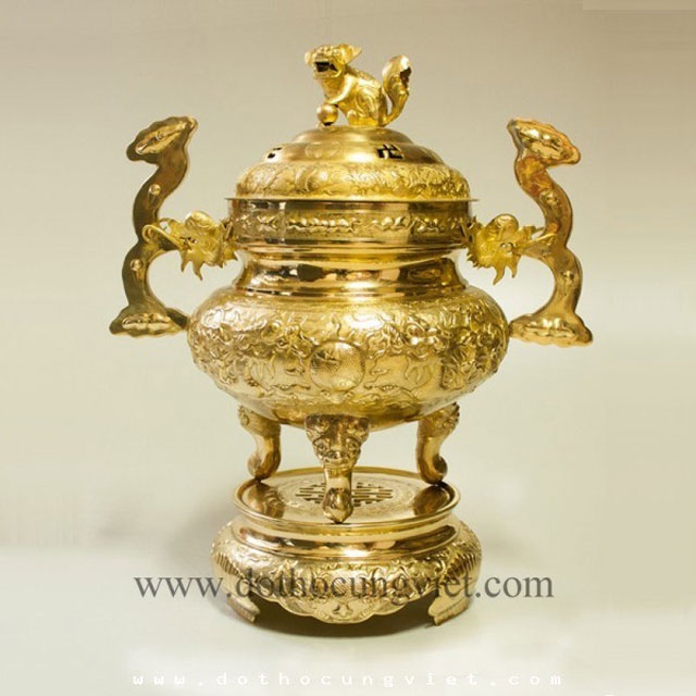 CÁCH LẬP VÀ ĐẶT LƯ HƯƠNG THỜ CÚNG TRÊN BÀN THỜ GIA TIÊN